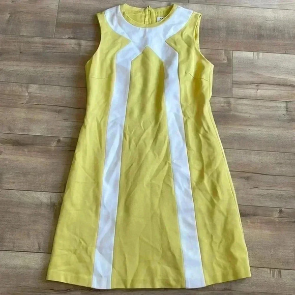 Trina Turk Retro Style Geometric Yellow White Shift Dress - Picture 1 of 9